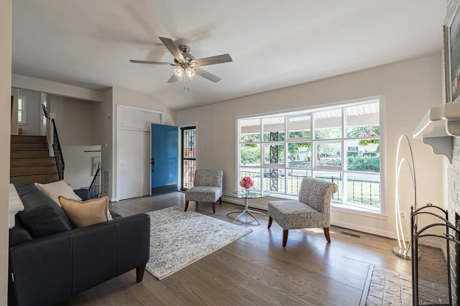 8006 Anoka Rd — living room