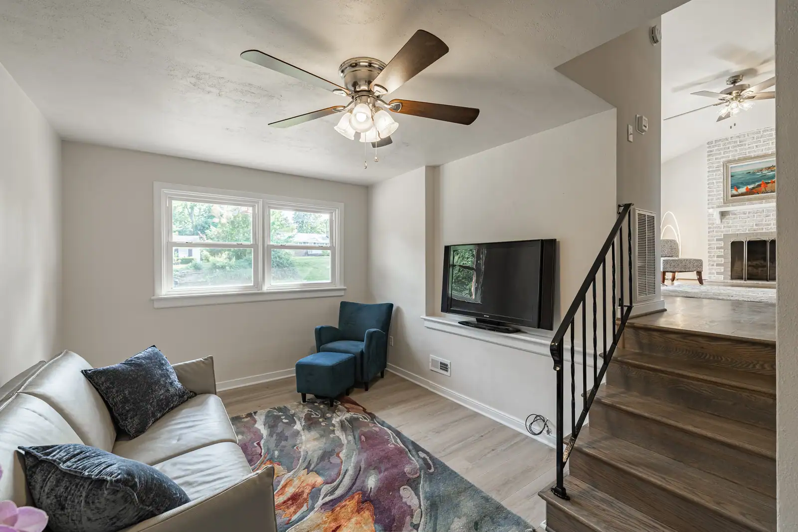 8006 Anoka Rd — den / family room