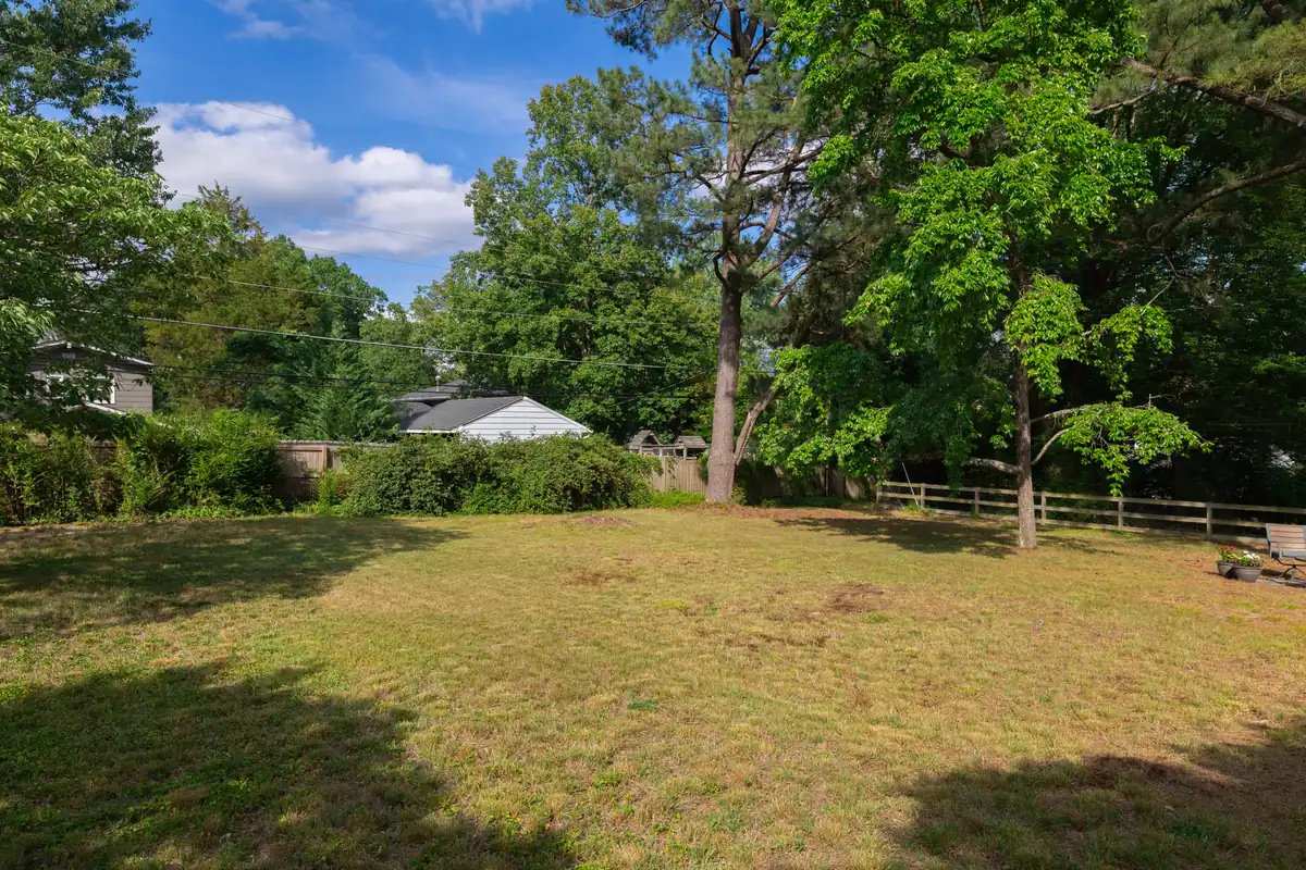8006 Anoka Rd — backyard